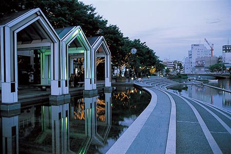 新町川水際公園